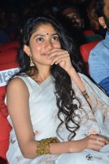 Sai Pallavi at Padi Padi Leche Manasu Movie Pre Release Event